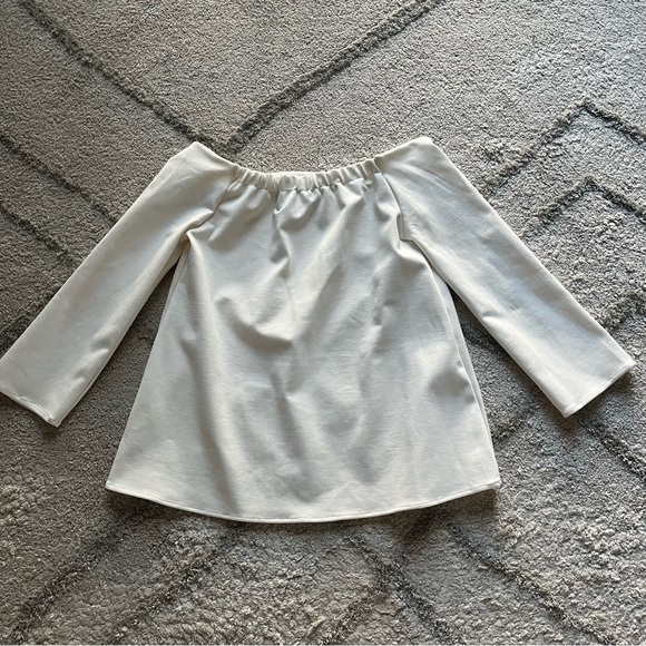 TUCKERNUCK White Miranda Off the Shoulder Blouse top chic minimalist medium - Picture 7 of 9